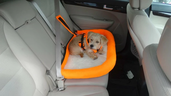 ActiveDogs Fleece No Slip Seat Belt Travel Dog Bed - Image 8
