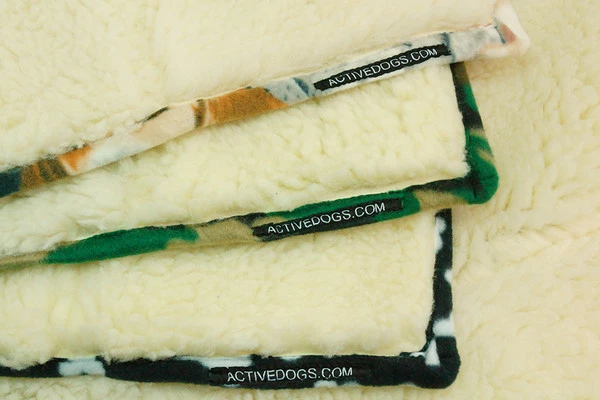 Good Sense Fleece & Sherpa Dog Bed - Image 8